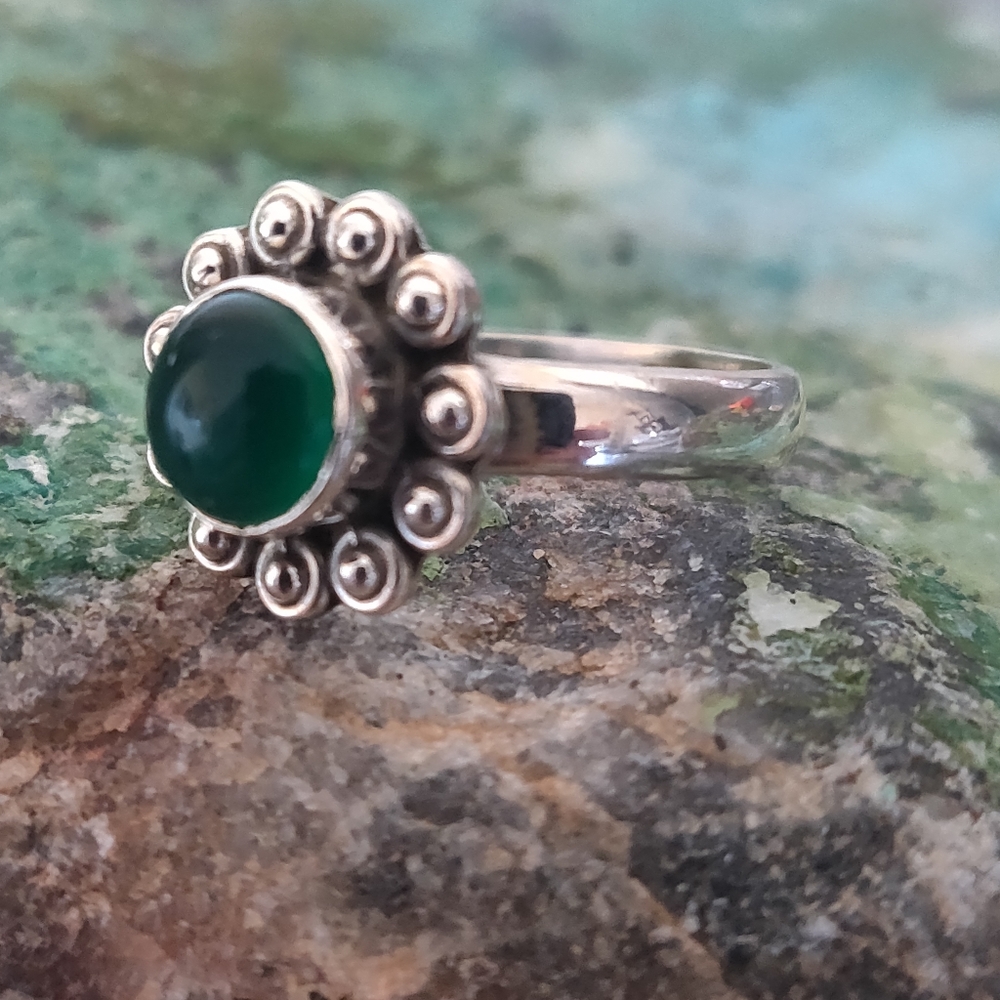 Green Onyx Sterling Silver Ring - Picture 6 of 7